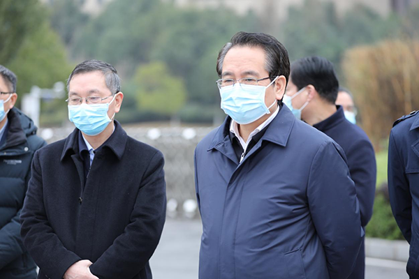 中华全国总工会党组成员谭天星一行到乐动在线体育·（China）官方网站调研