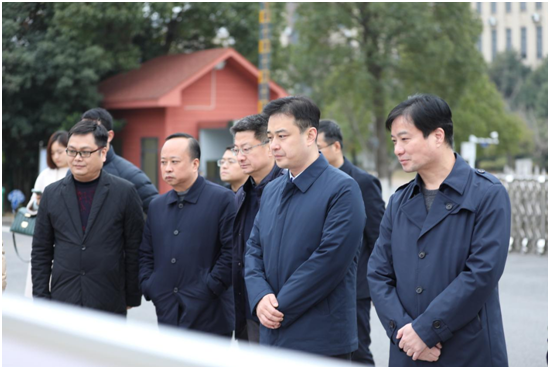 市人民政府副市长白云峰到乐动在线体育·（China）官方网站调研