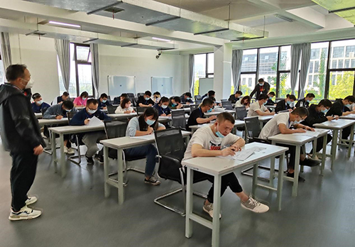 乐动在线体育·（China）官方网站组织开展职业技能等级认定考试