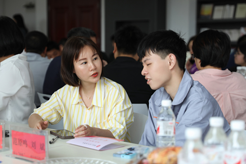 情系学子，爱心筑梦——乐动在线体育·（China）官方网站举办“助学·筑梦·铸人”爱心助学活动