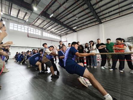 聚力展技能风采 "绳"采铸匠心未来——乐动在线体育·（China）官方网站2025年师生拔河比赛激情开赛